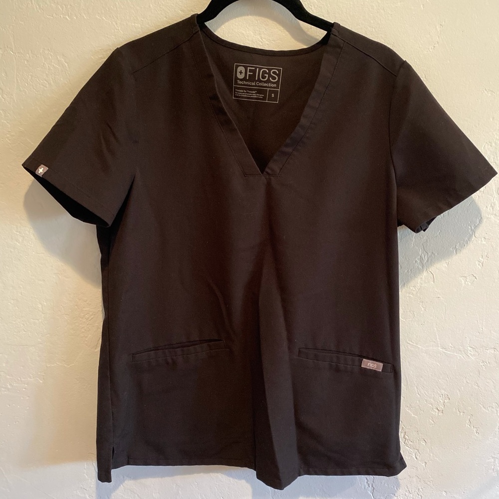 Figs Casma Three-Pocket Scrub Top